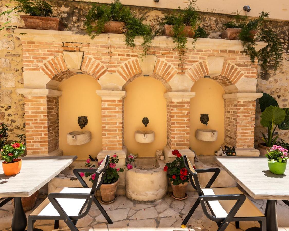 Casa Moazzo Suites And Apartments Réthymnon Extérieur photo